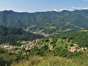 61 Dalla cresta del Corno con la panchina gigante  vista panoramica su Santa Croce, San Pellegrino Terme e i suoi monti